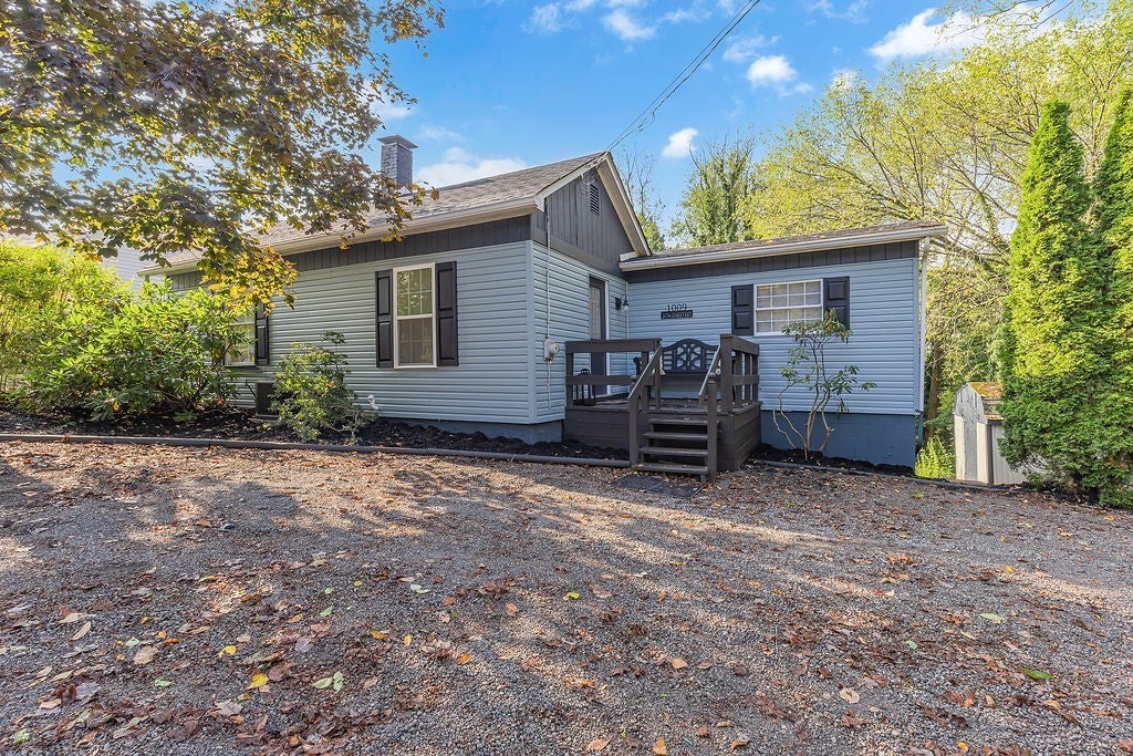 1009 37th Street Extension, West Mayfield