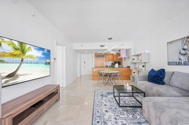 4 of 22 - 485 Brickell Ave 3503, Miami, FL