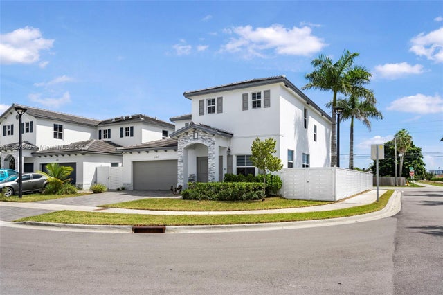 3 of 41 - 21189 Sw 127th Ct, Miami, FL