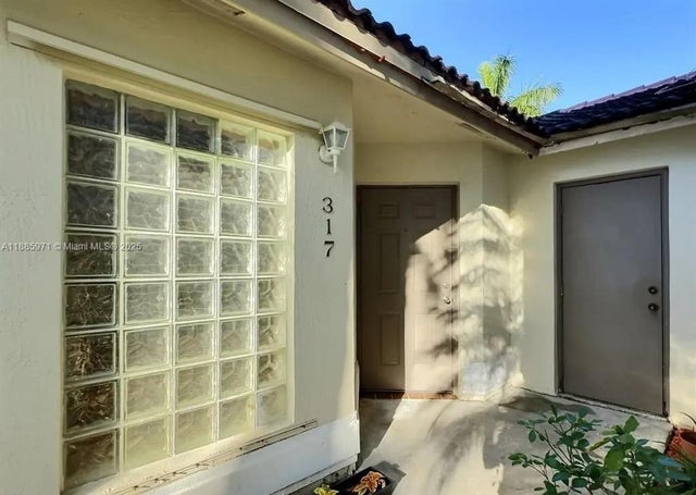 3 of 13 - 317 Nw 109th Ave, Pembroke Pines, FL