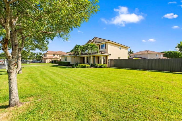 3 of 53 - 2147 Nw 15th Pl, Homestead, FL