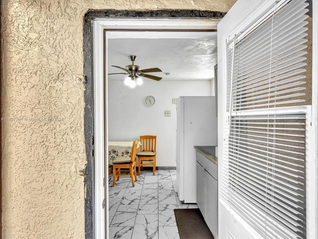 3 of 98 - 520 Nw 49th St, Miami, FL