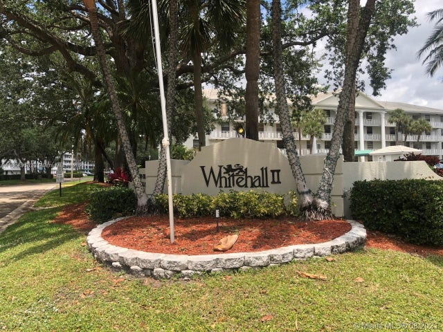 1 of 27 - 1715 Whitehall Dr 404, Davie, FL