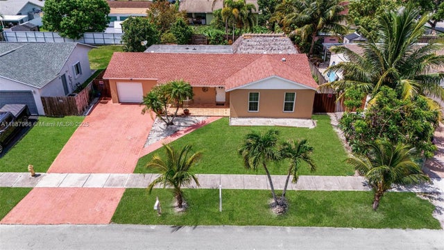 2 of 39 - 13211 Sw 262nd Ter, Homestead, FL