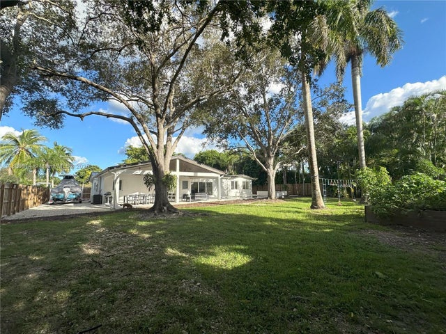 3 of 24 - 15812 Sw 83rd Ct, Palmetto Bay, FL