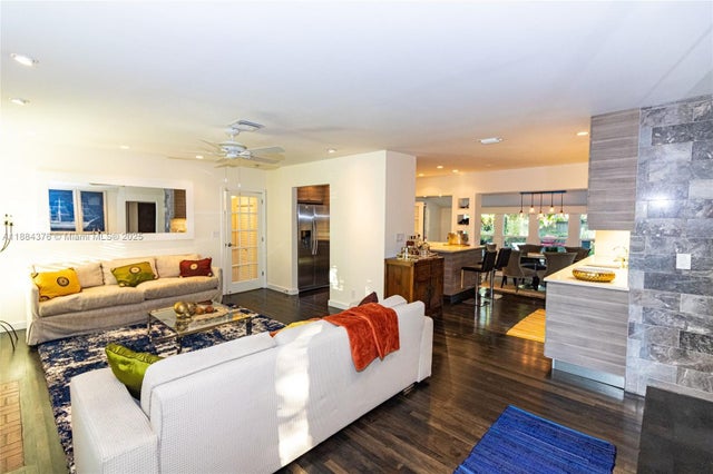 5 of 30 - 744 Ne 16th Ave, Fort Lauderdale, FL