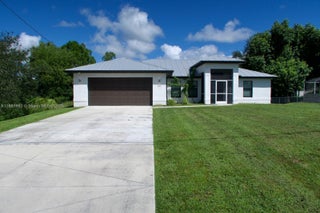 Photo of Listing #A11887662