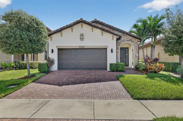 1 of 31 - 5316 Nw 48th Ln, Tamarac, FL