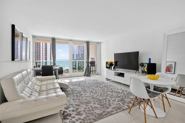 3 of 34 - 100 Bayview Dr 1512, Sunny Isles Beach, FL