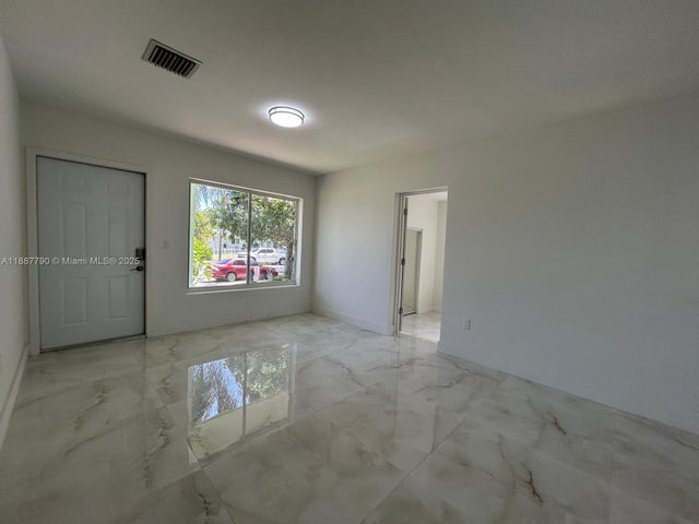 2 of 15 - 11865 Sw 186th St, Miami, FL