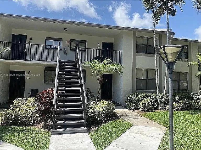 1250 S Military Trl 1612, Deerfield Beach