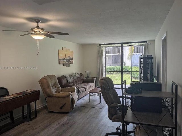 5 of 16 - 1250 S Military Trl 1612, Deerfield Beach, FL