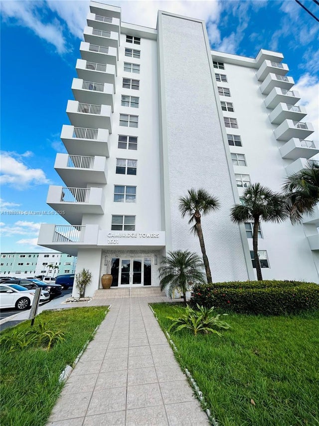 1 of 24 - 1601 S Ocean Dr 504, Hollywood, FL