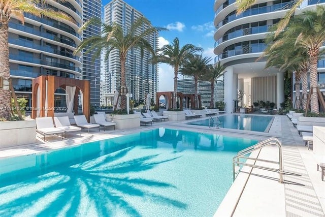 4 of 9 - 801 S Miami Ave 1505, Miami, FL