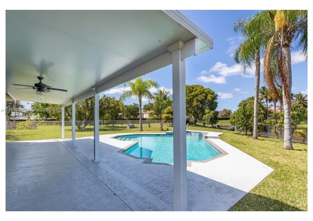 2 of 5 - 18551 Nw 14th St, Pembroke Pines, FL