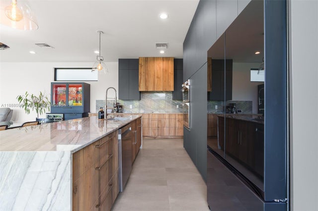 5 of 22 - 41 Ne 24th St, Wilton Manors, FL