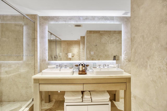 5 of 33 - 102 24 Street 945, Miami Beach, FL