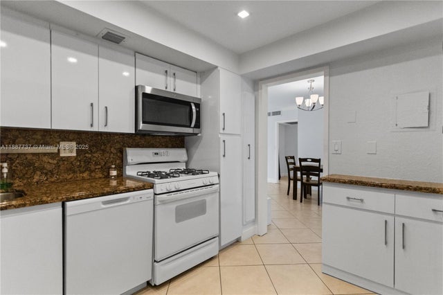 4 of 37 - 2030 S Ocean Dr 1710, Hallandale Beach, FL