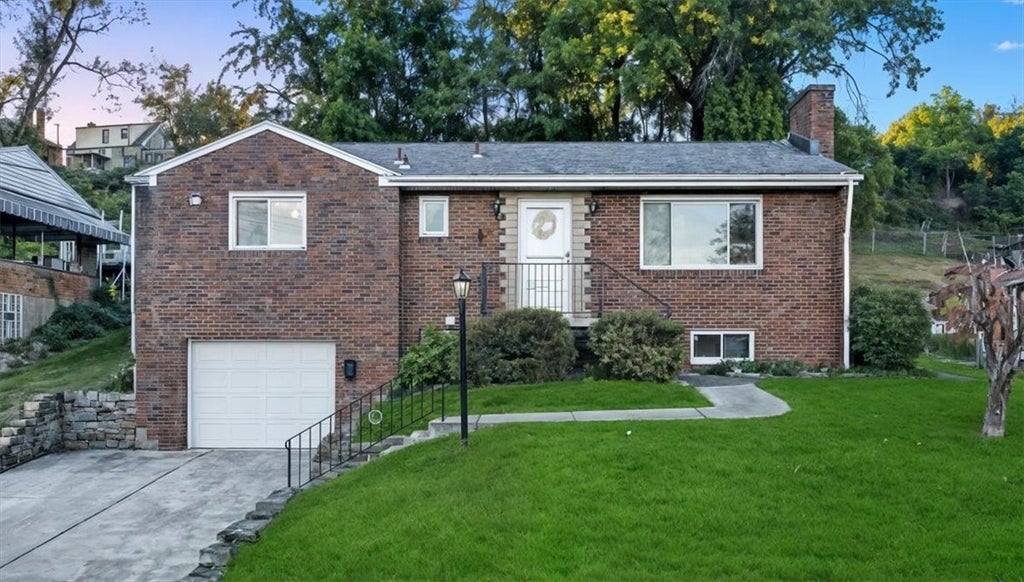 947 Dallett Road, Whitehall