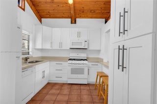 Photo of Listing #A11887086