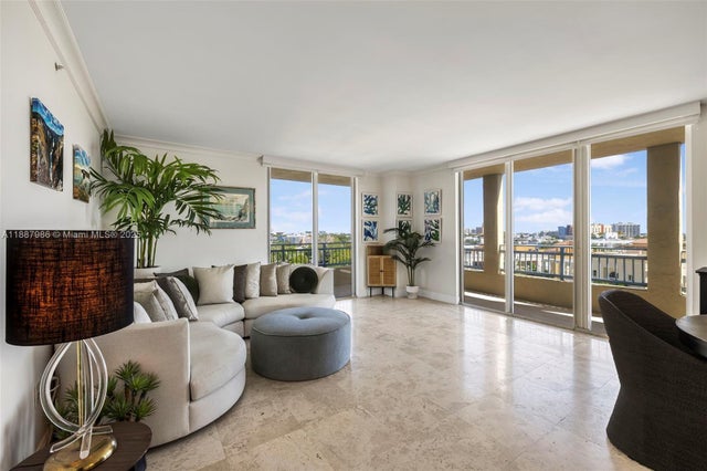 1 of 30 - 90 Alton Rd 811, Miami Beach, FL