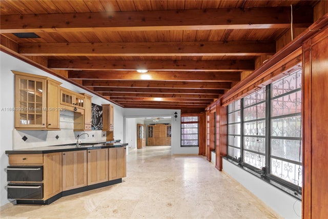 5 of 27 - 8001 Sw 36th Ter, Miami, FL