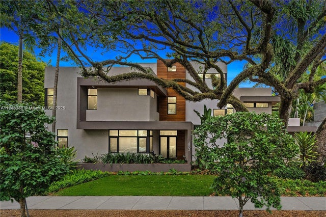 5 of 26 - 2803 Crystal Ct, Coconut Grove, FL