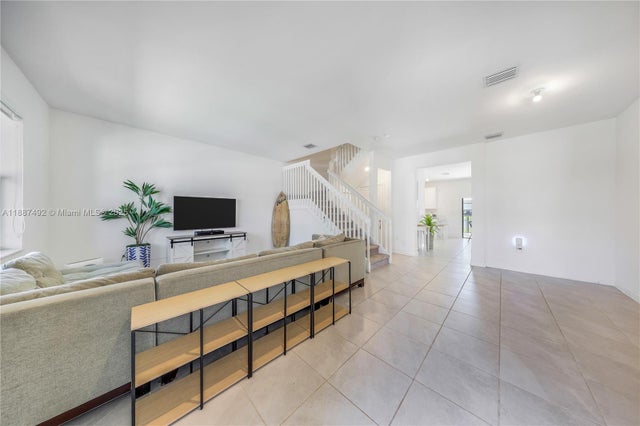 5 of 20 - 10016 Sw 228th Ter, Miami, FL