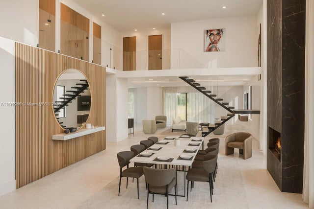 4 of 41 - 927 Sw 7th St, Fort Lauderdale, FL