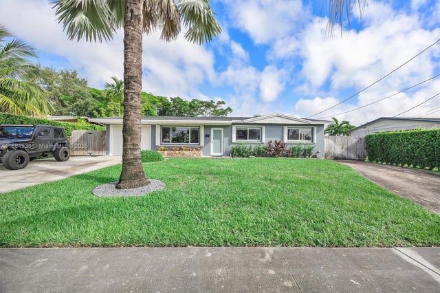 10521 Sw 49th St, Miami