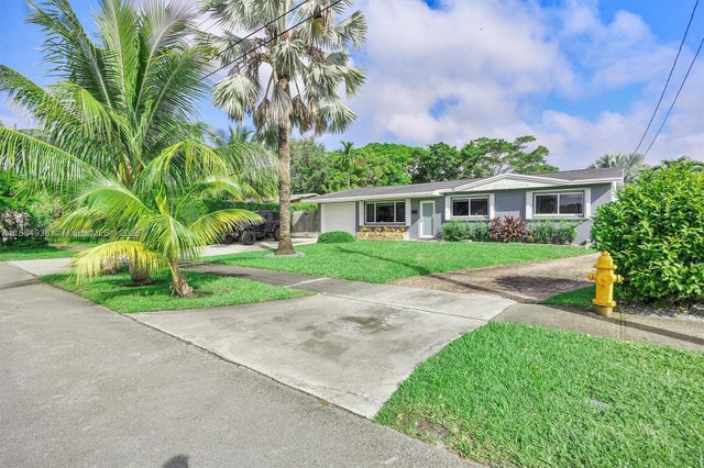 2 of 26 - 10521 Sw 49th St, Miami, FL