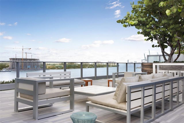 1 of 67 - 801 S Pointe Dr Ph602, Miami Beach, FL