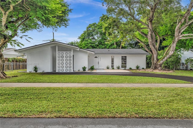 1 of 62 - 19701 Belmont Dr, Cutler Bay, FL