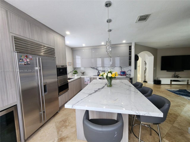 3 of 37 - 16411 Sw 60th Ter, Miami, FL