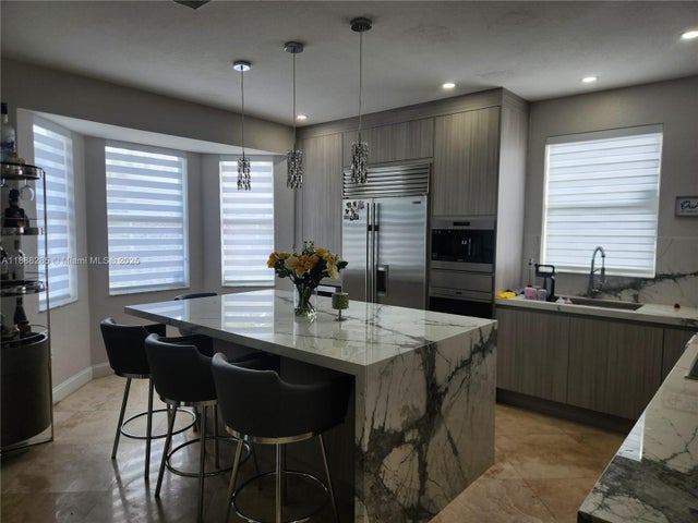 5 of 37 - 16411 Sw 60th Ter, Miami, FL
