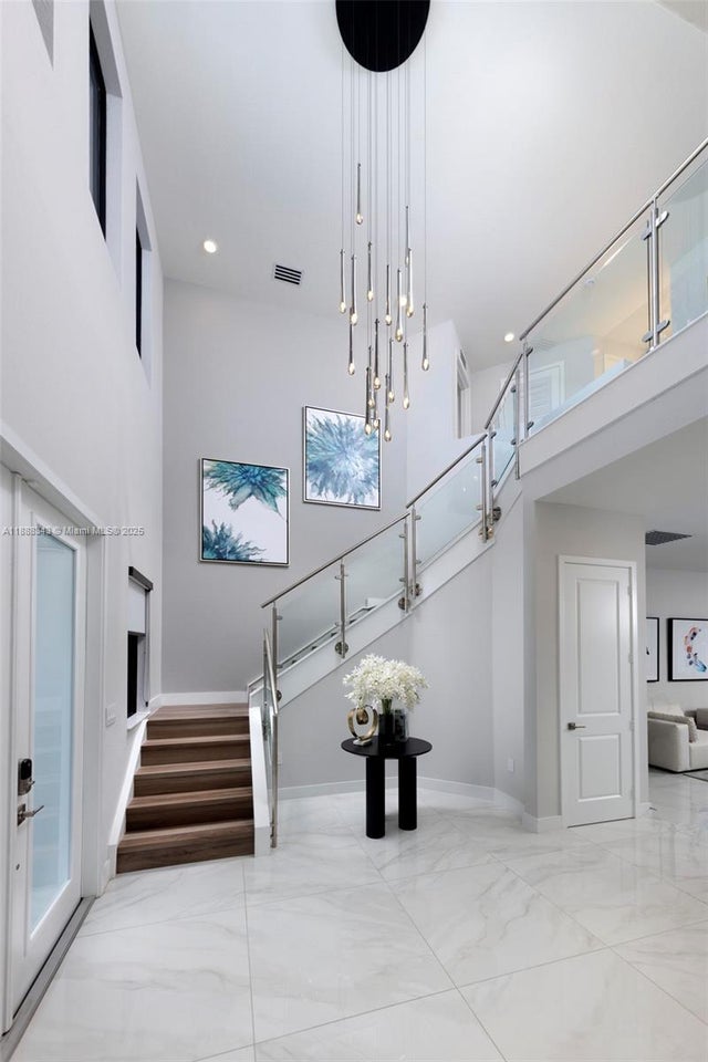 5 of 25 - 8259 Sw 120 Ter, Miami, FL