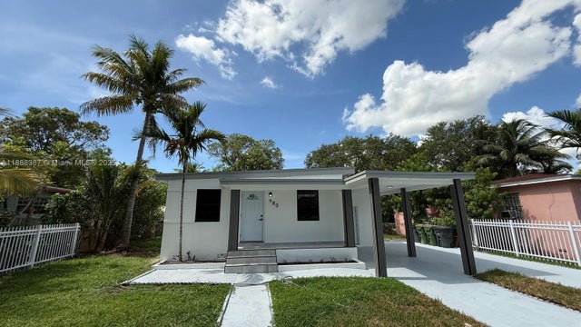 1 of 43 - 980 Ne 146th St, North Miami, FL