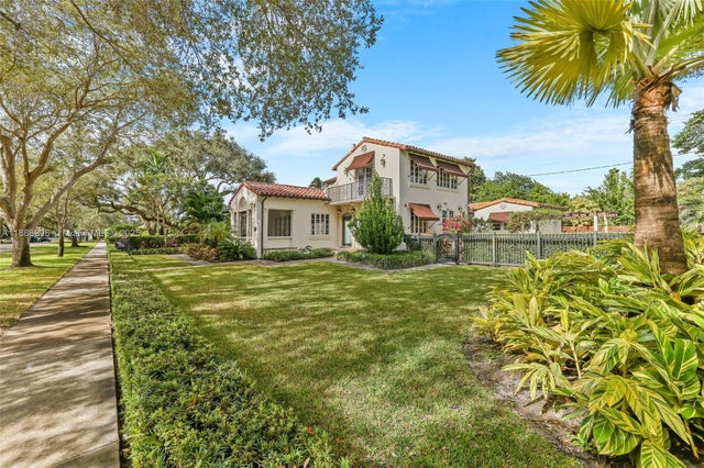 3 of 36 - 1291 Ne 102nd St, Miami Shores, FL