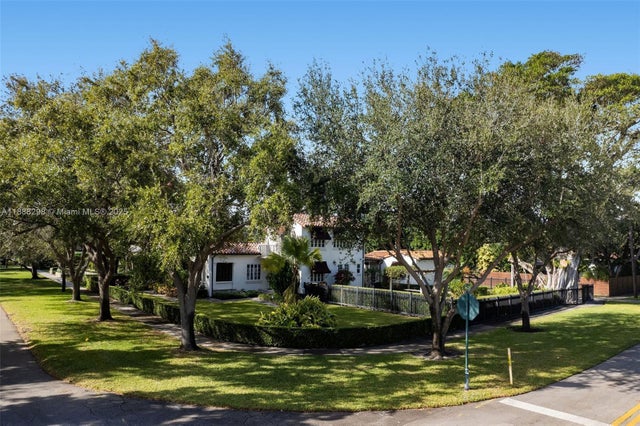 4 of 36 - 1291 Ne 102nd St, Miami Shores, FL