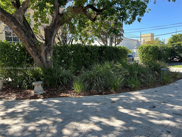 4 of 12 - N/A, Miami, FL