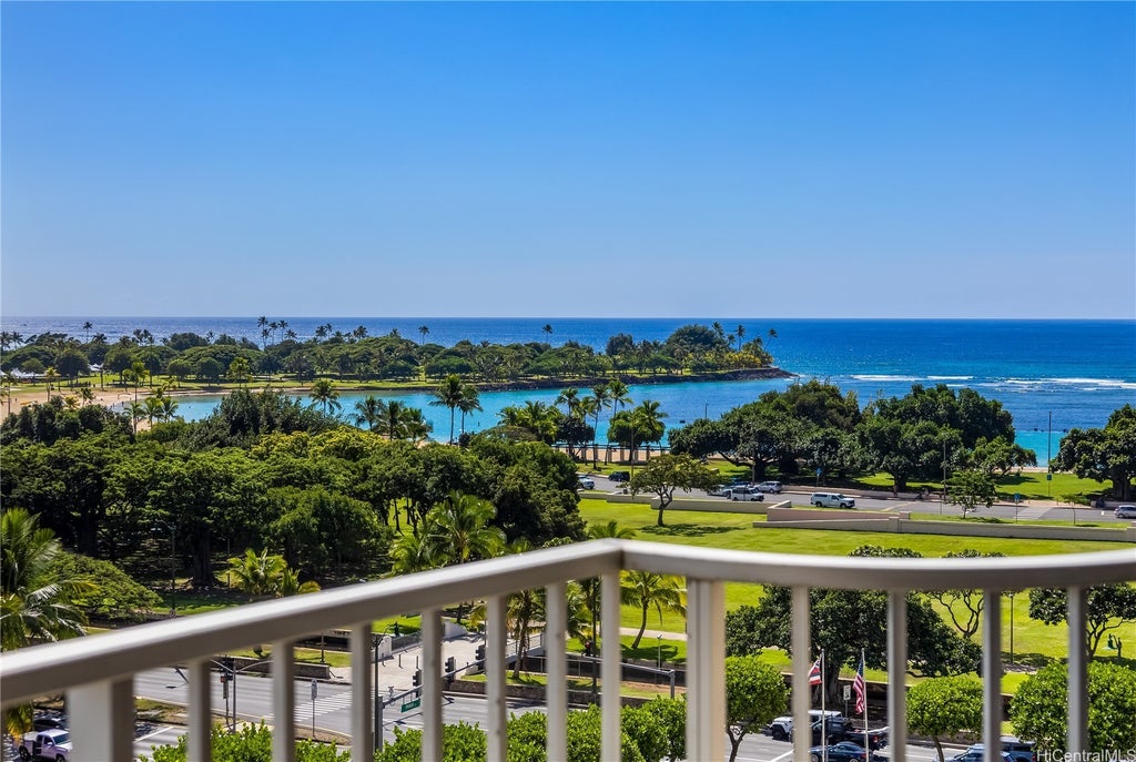 (unit #1010) 1350 Ala Moana Boulevard, Honolulu