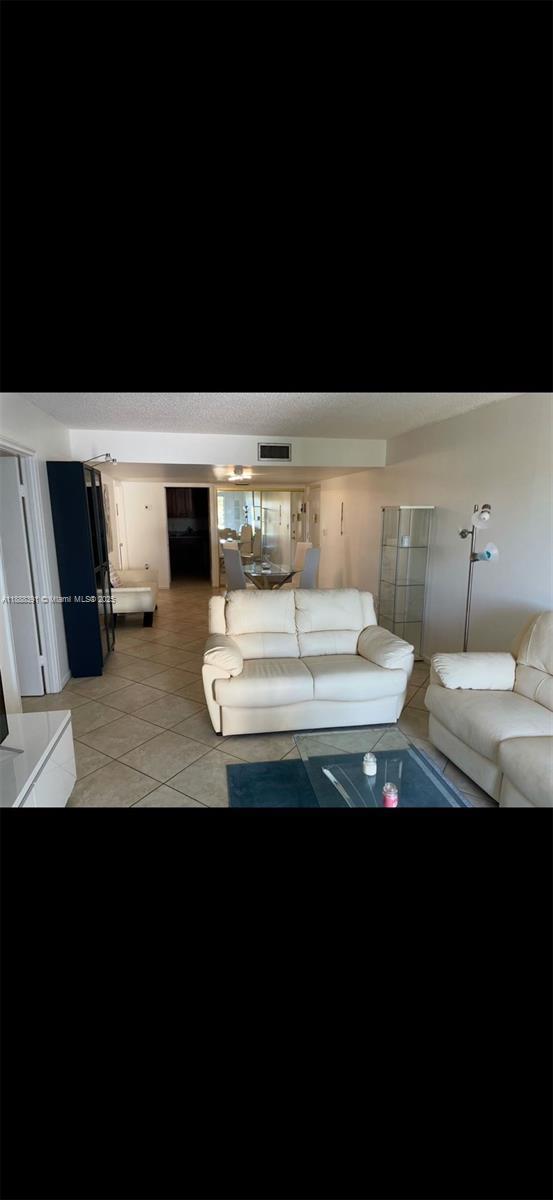 2 of 32 - 8255 Abbott Ave 402, Miami Beach, FL