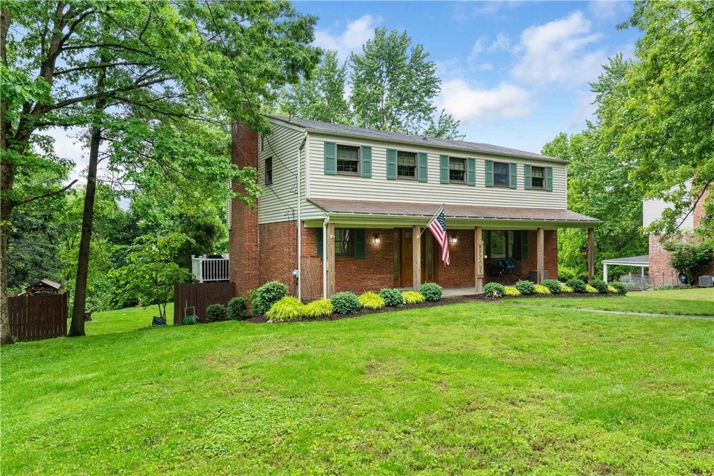 2484 Hitching Post Drive, Hampton