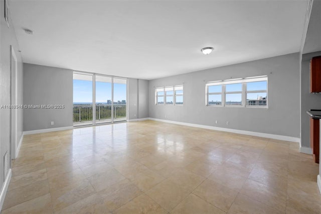 4 of 27 - 14951 Royal Oaks Ln 2009, North Miami, FL