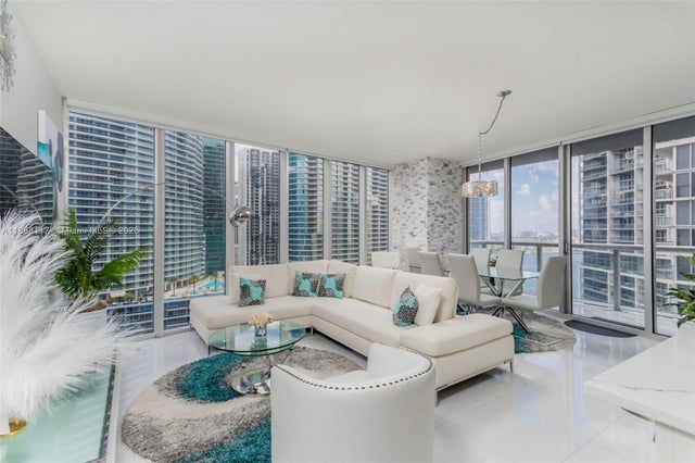 1 of 24 - 485 Brickell Ave 2502, Miami, FL