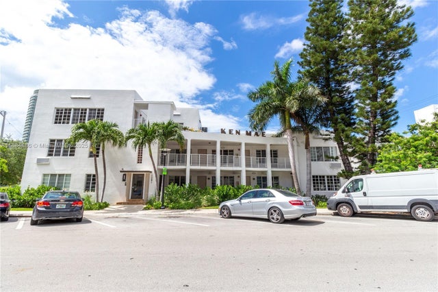 2 of 19 - 1241 14th St 9, Miami Beach, FL