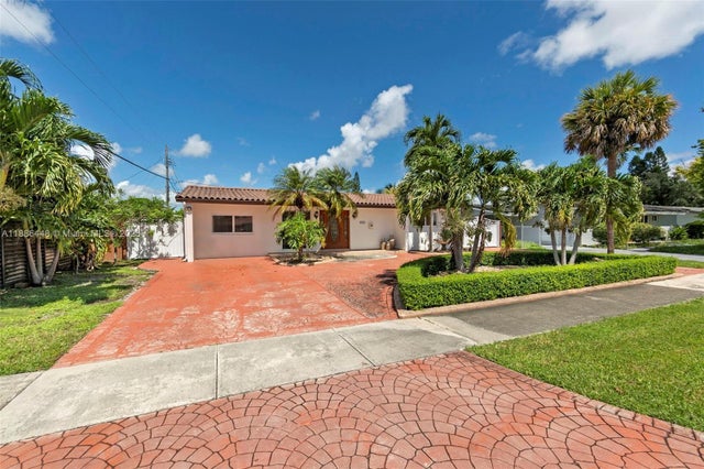 2 of 41 - 9625 Sw 47th St, Miami, FL