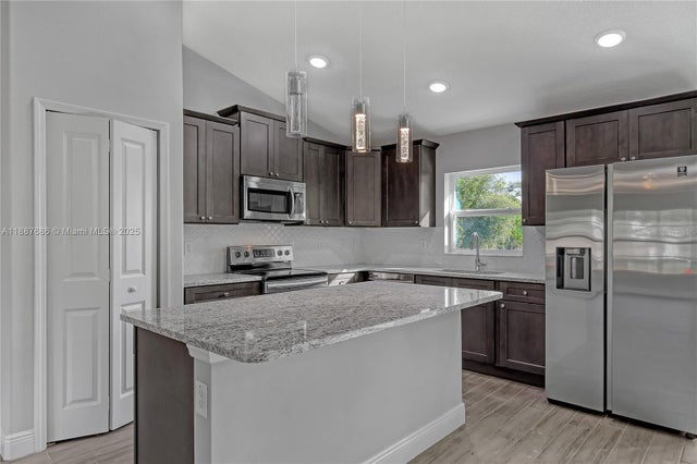 4 of 10 - 23440 Corinne Avenue, Port Charlotte, FL