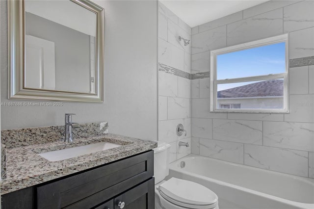5 of 10 - 23440 Corinne Avenue, Port Charlotte, FL