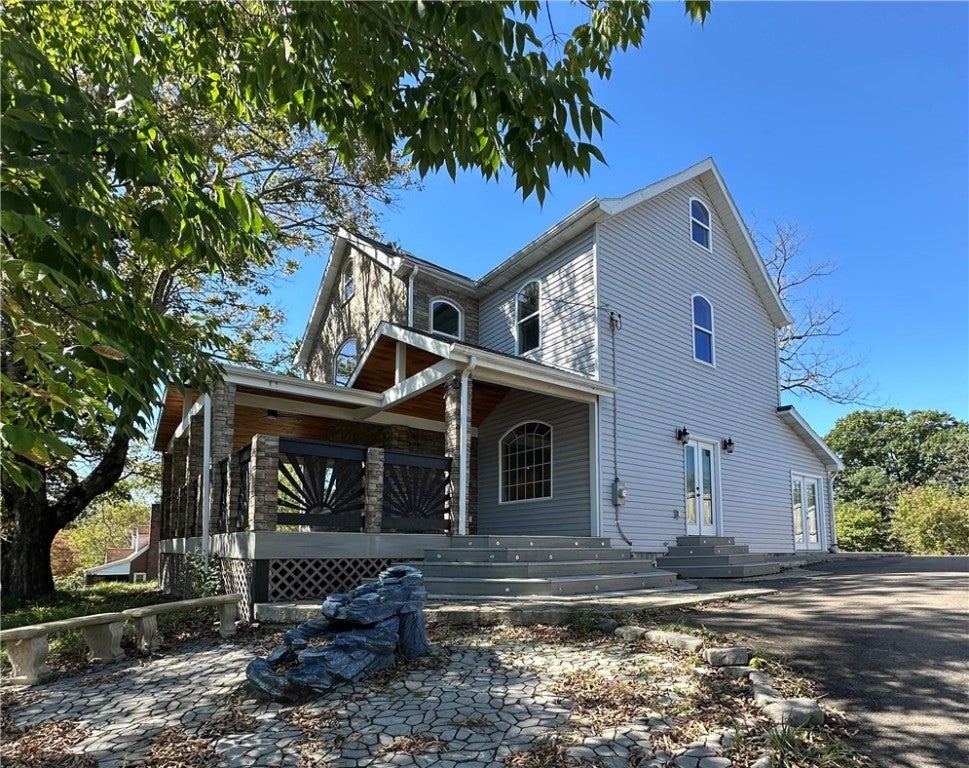 3745 Saxonburg Boulevard, Indiana